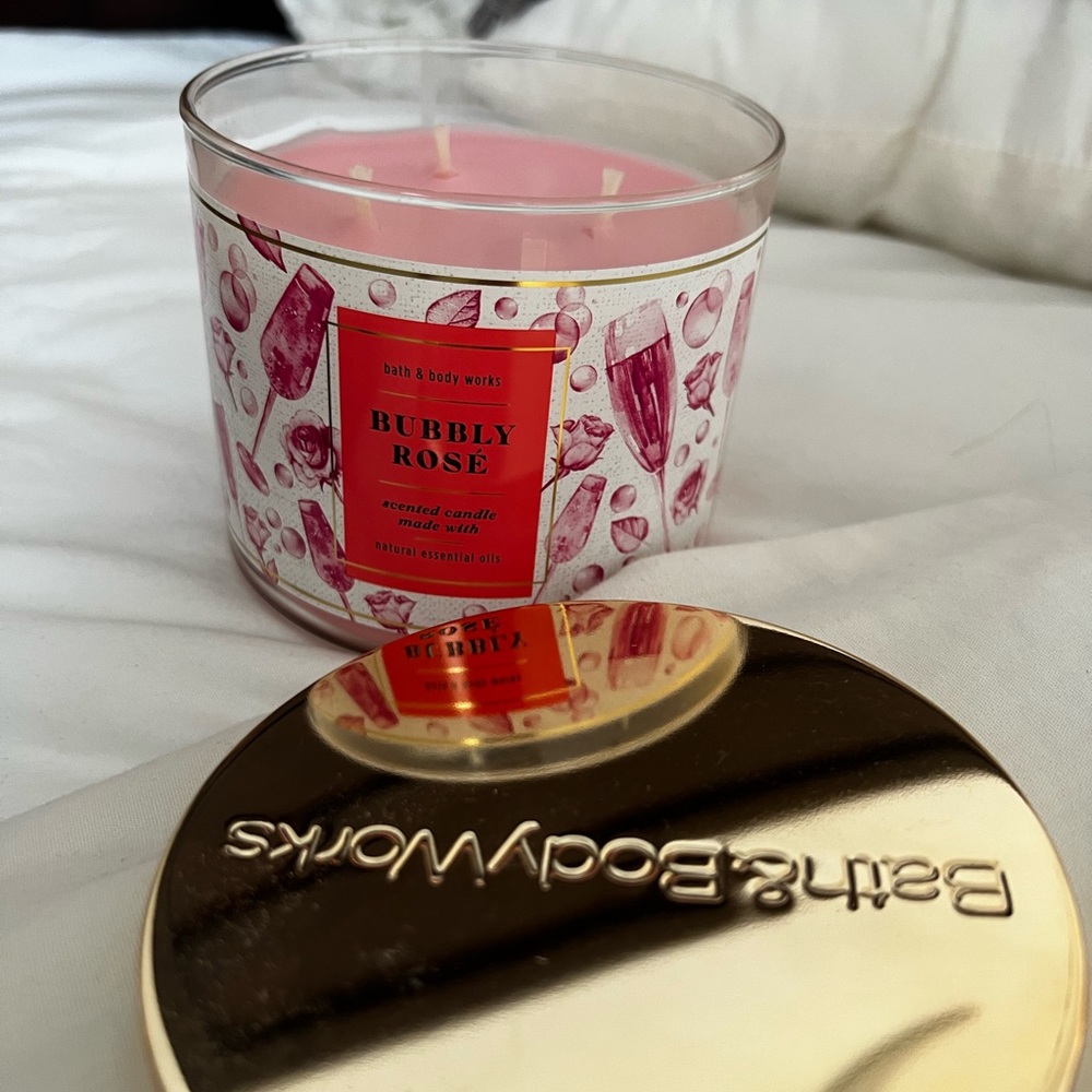 New Bath & Body Works Bubbly Rosè Scented Candle 14.5 oz